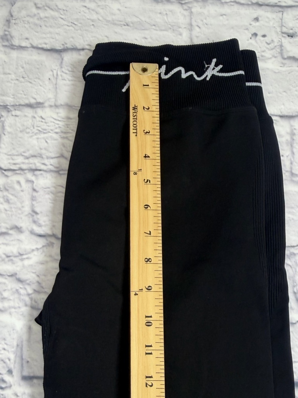 PINK Black High-Waist Leggings. Size Large. - Picture 6 of 7